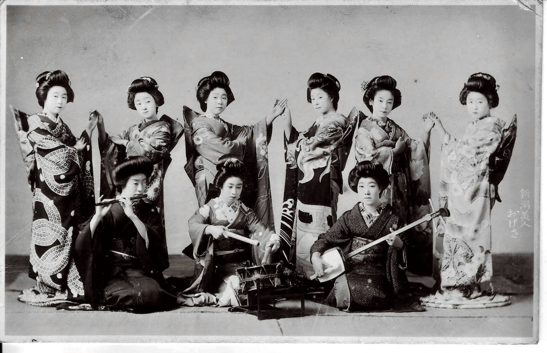 昔の新潟古町の芸妓